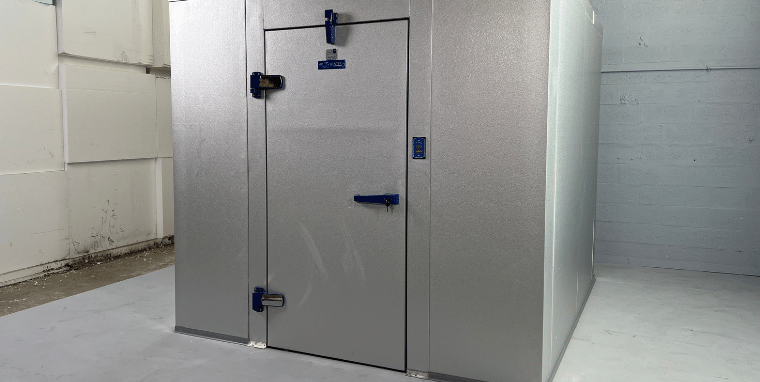 walk in cooler swing door